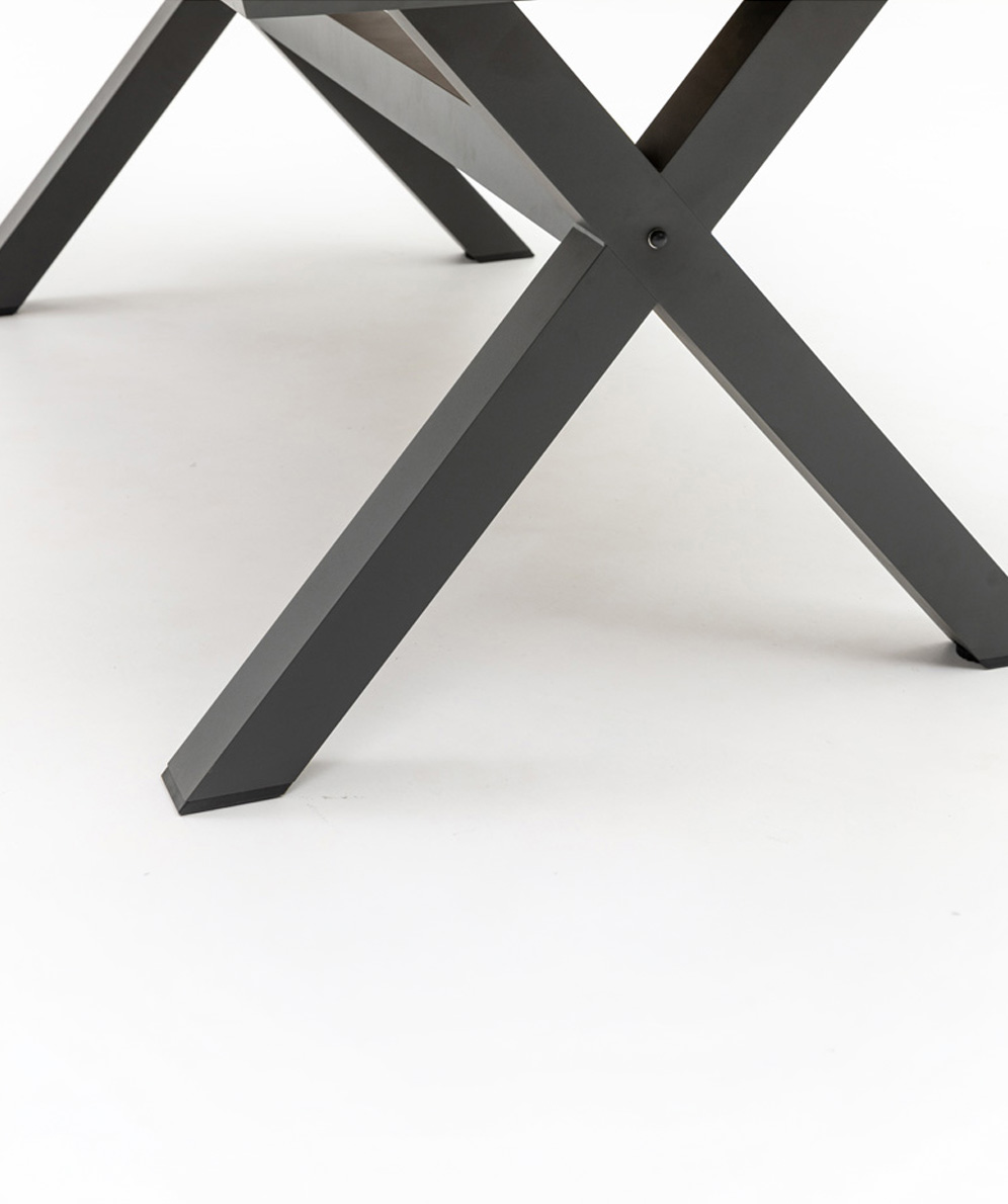 Nice Table - Image 2